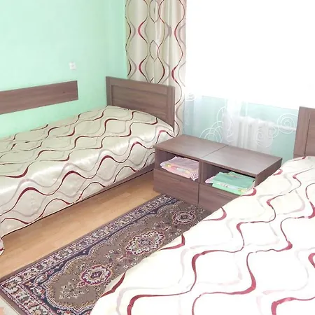 Akademicheskaya Hotel 2*