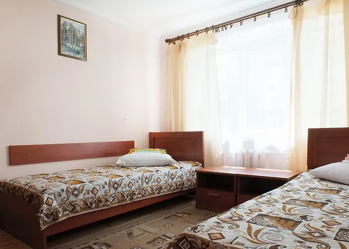 Otel Akademicheskaya 2*