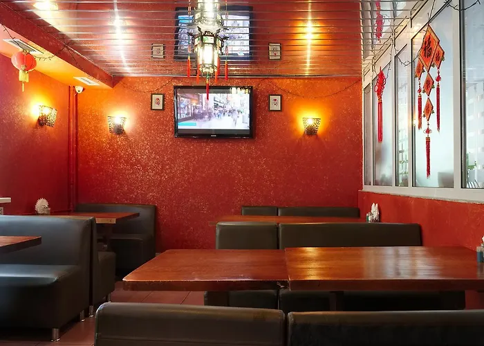 Otel Akademicheskaya 2*