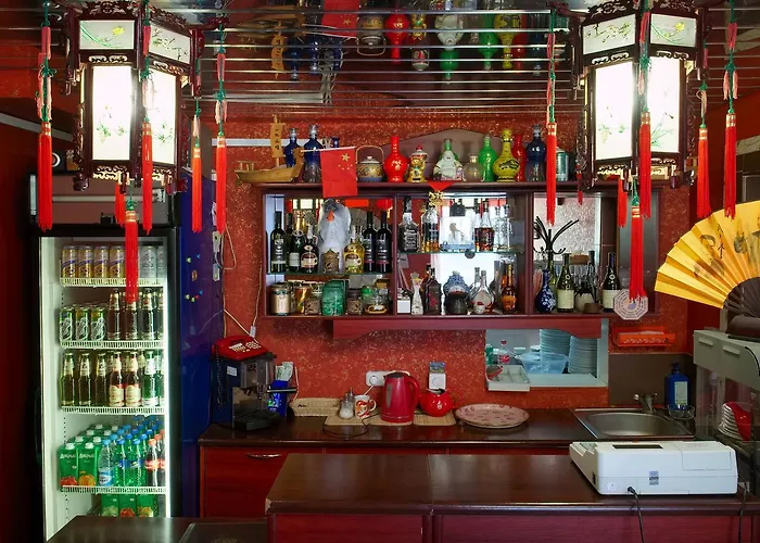 Otel Akademicheskaya 2*